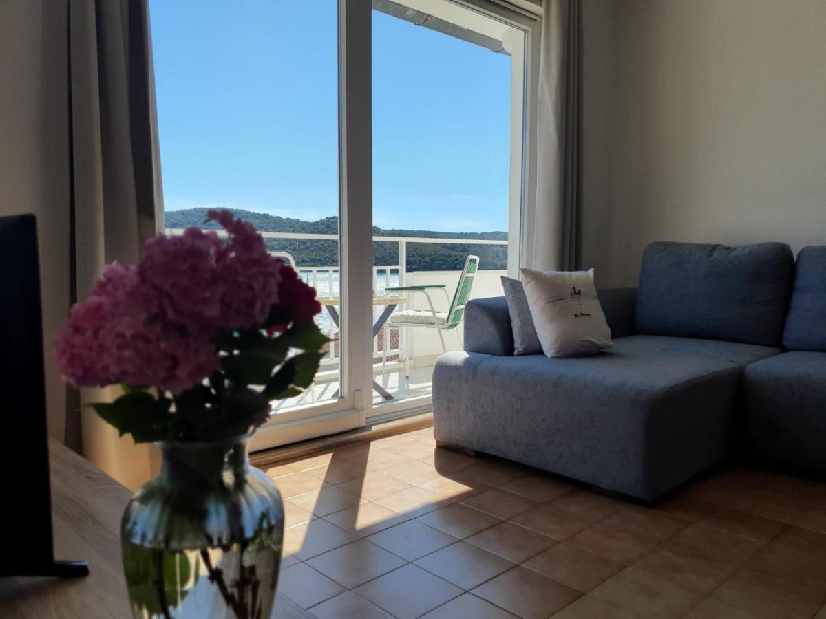 Guesthouse Mila Tisno Εξωτερικό φωτογραφία