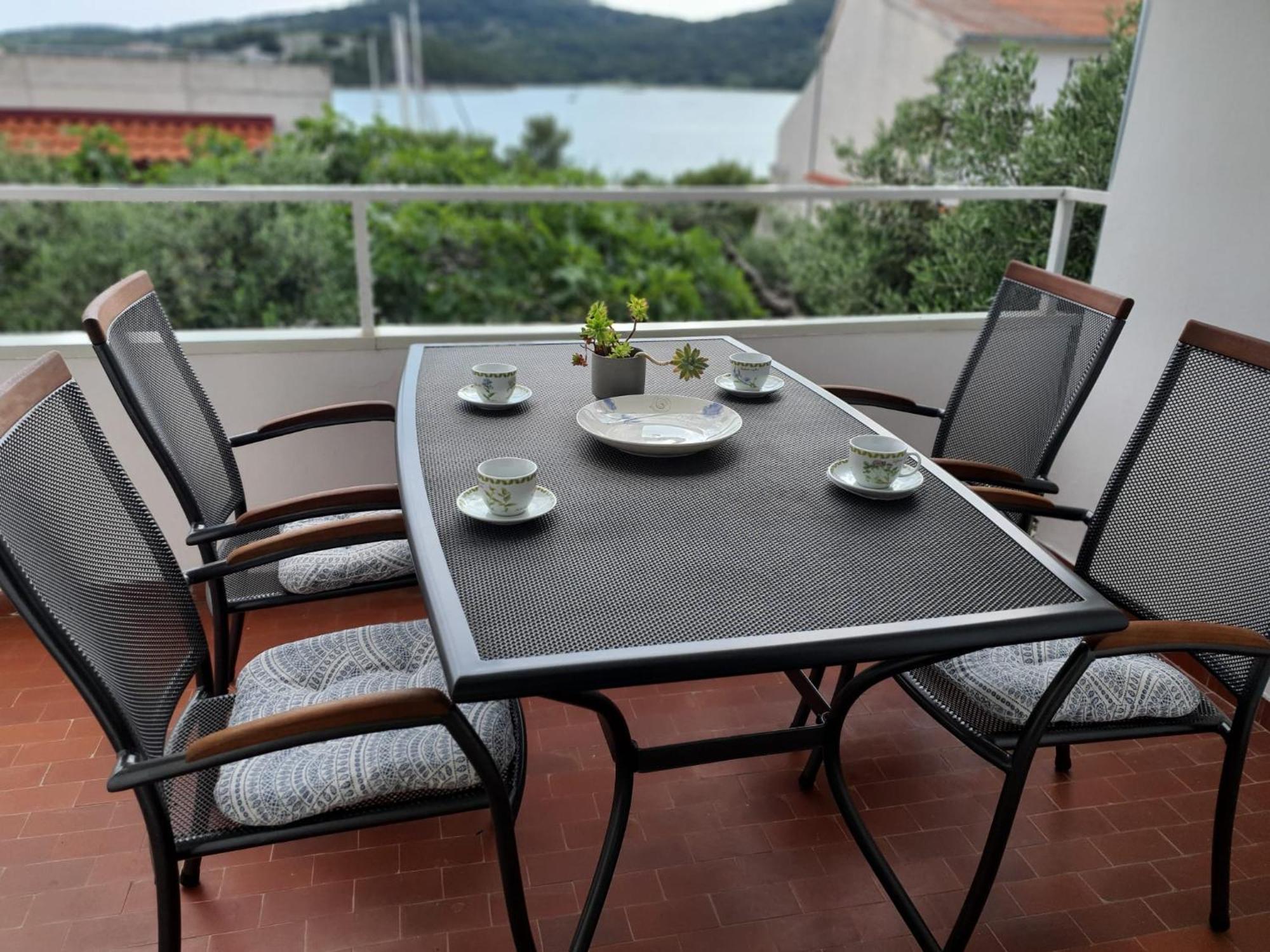 Guesthouse Mila Tisno Εξωτερικό φωτογραφία
