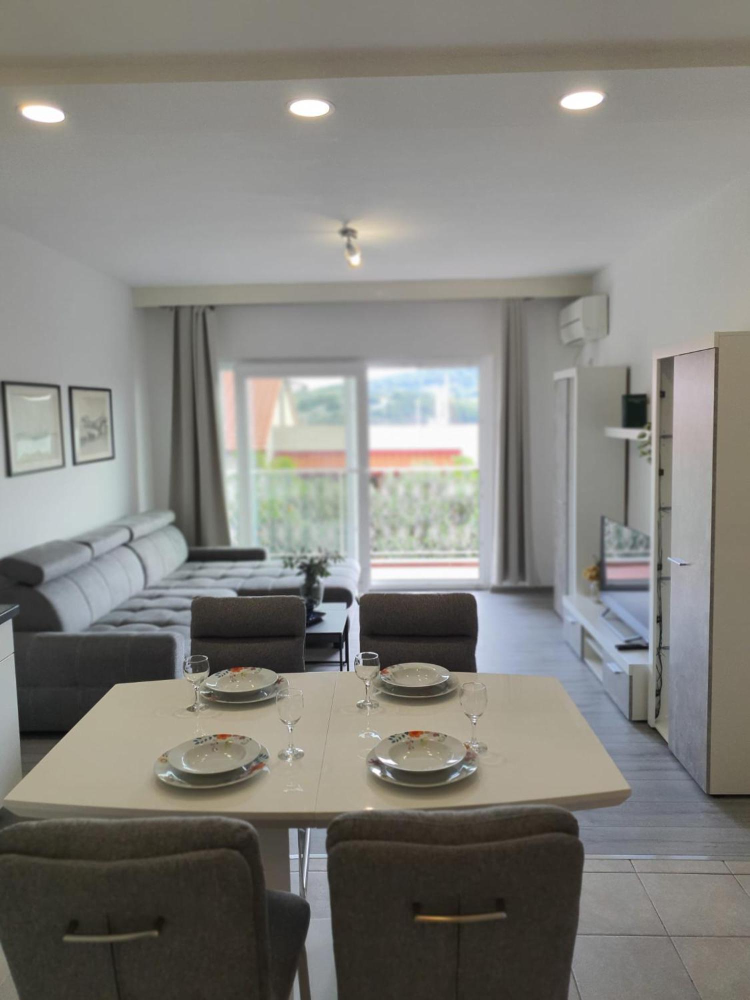 Guesthouse Mila Tisno Εξωτερικό φωτογραφία