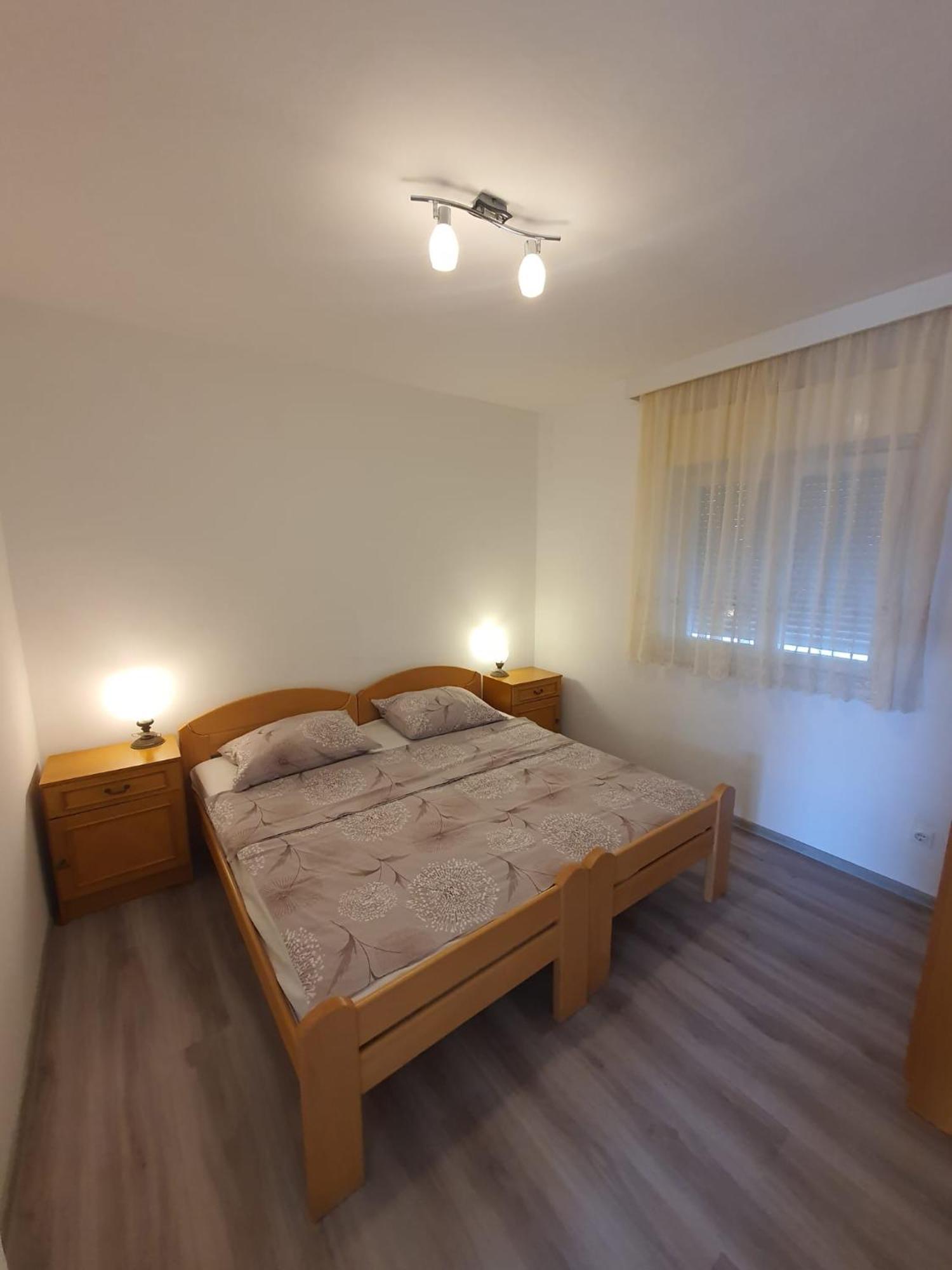 Guesthouse Mila Tisno Εξωτερικό φωτογραφία