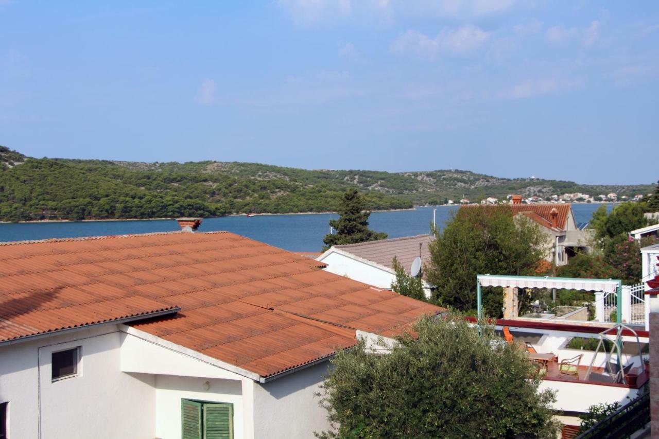 Guesthouse Mila Tisno Εξωτερικό φωτογραφία