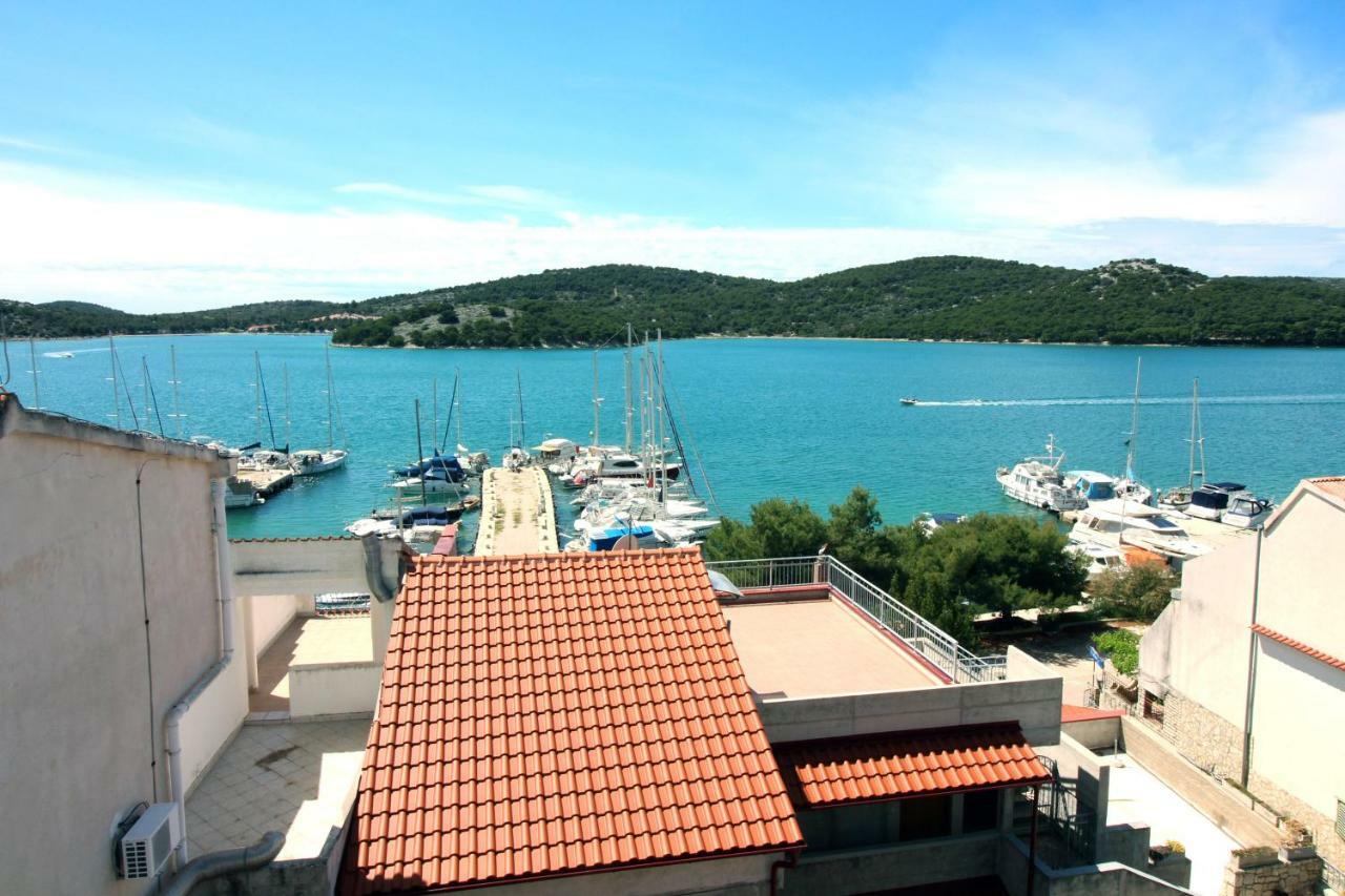Guesthouse Mila Tisno Εξωτερικό φωτογραφία